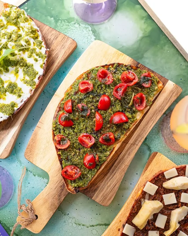 Pizza et focaccia à partager chez Nino Fresco